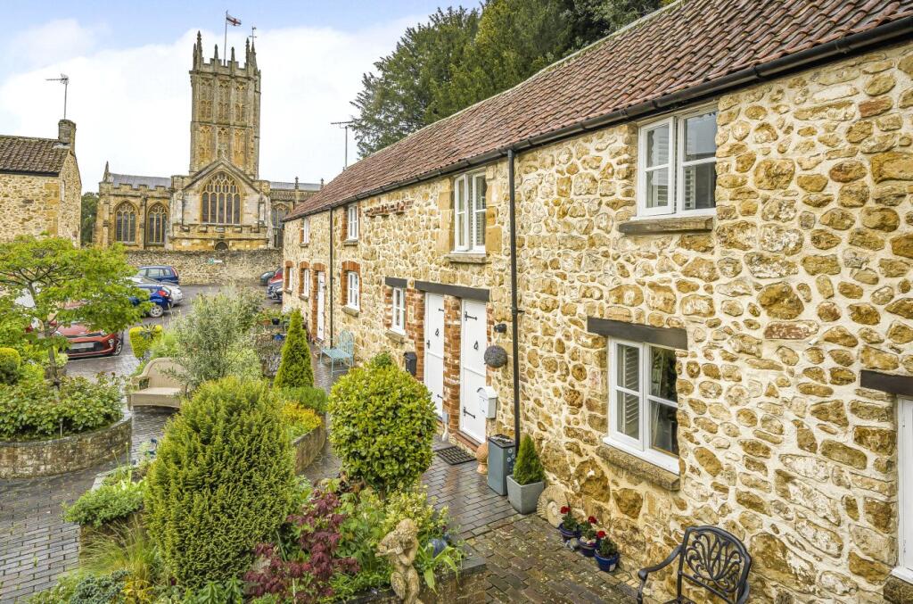 2-bed terraced on Silver Street, Ilminster, Somerset, TA19, £235,000