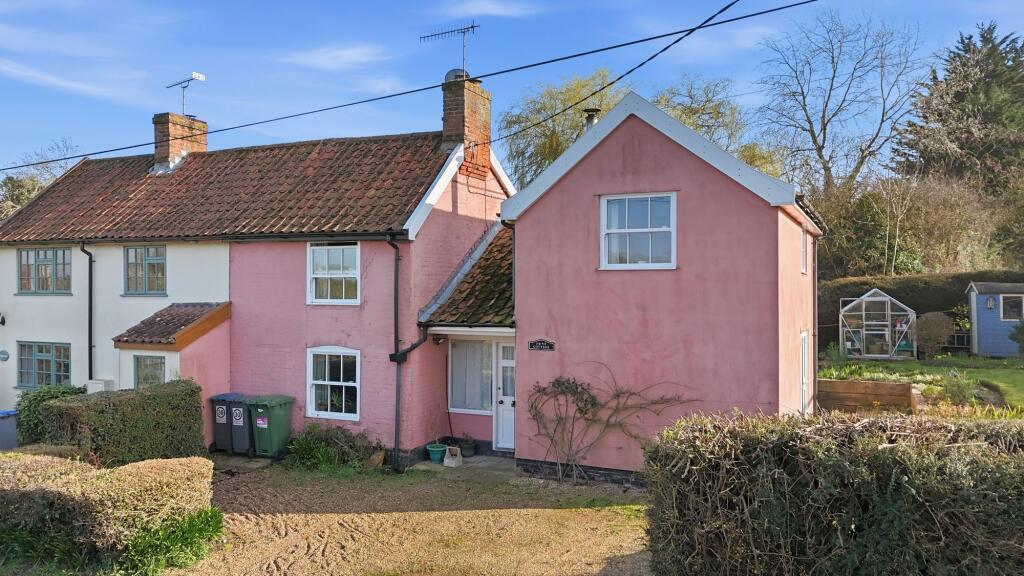 Main image of property: Ipswich Road, Charsfield, IP13