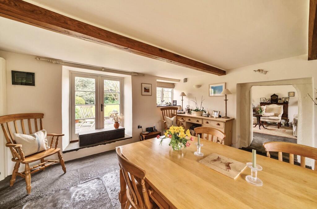 House in Taunton - View 4