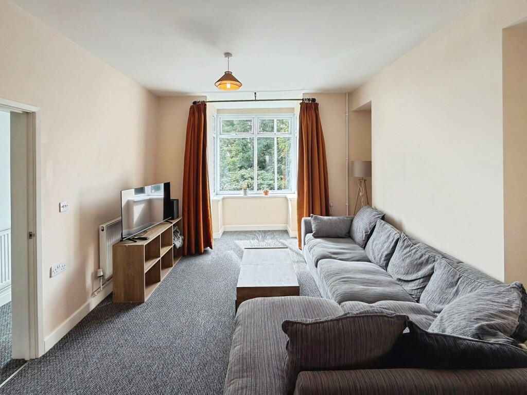 House in Swansea, Castle - View 4