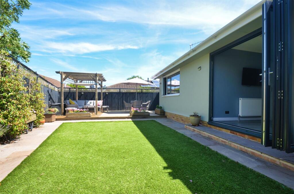House in Ryde, Binstead - View 5