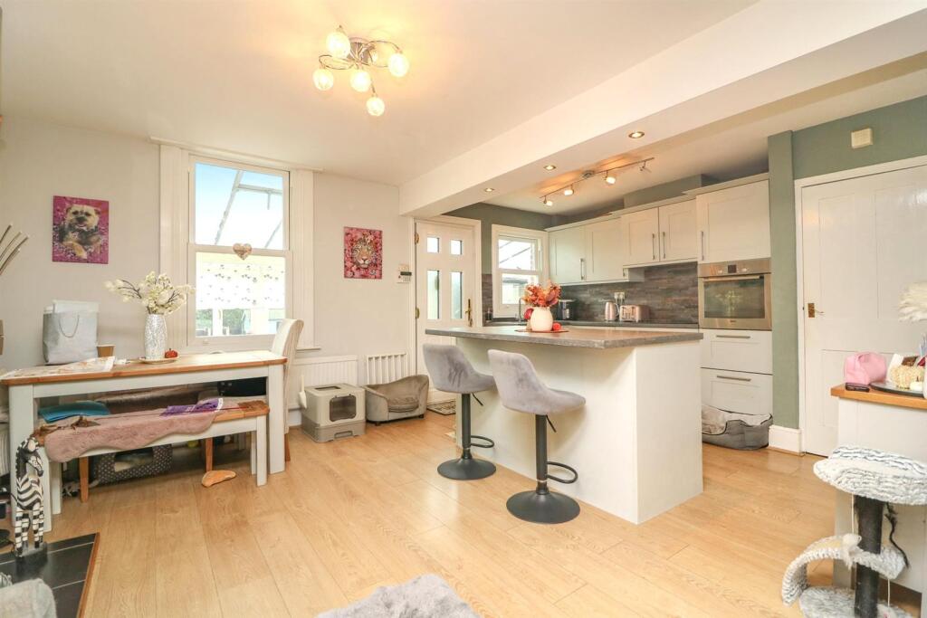 The Causeway, Heybridge, Maldon photo 4