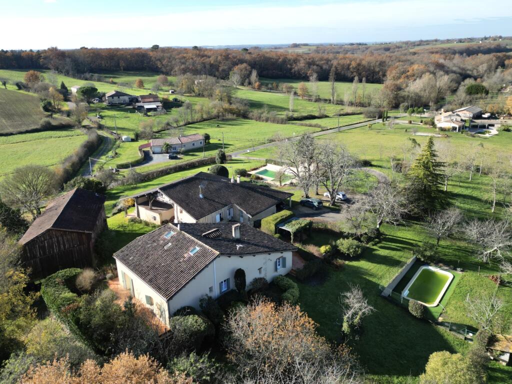 Main image of property: 24500 eymet