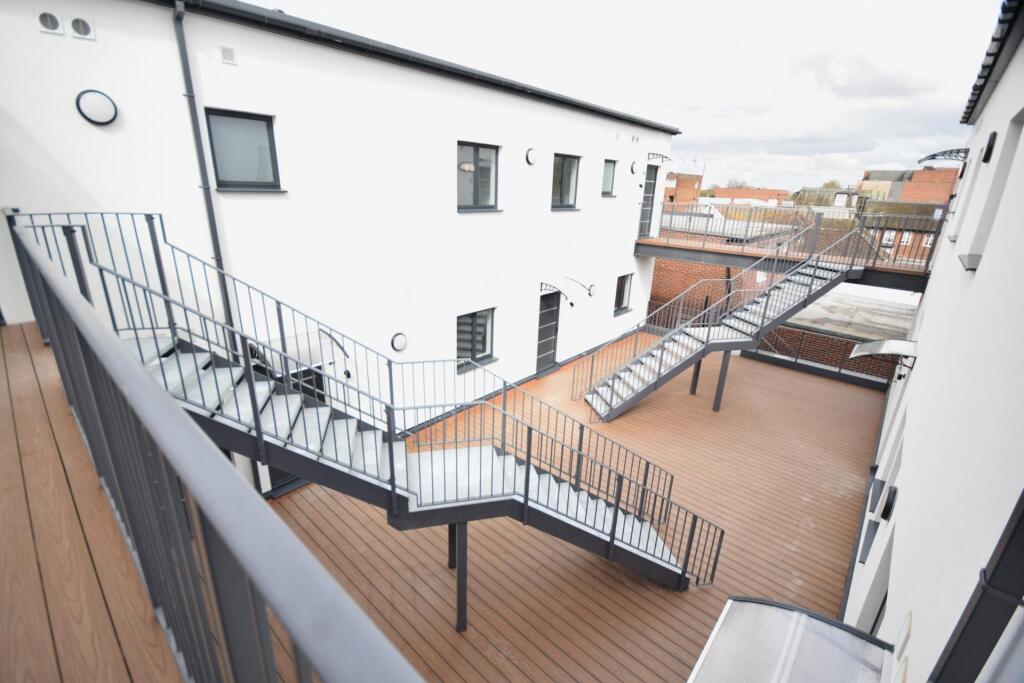 Additional image 13 of Town Centre, Hatfield, AL10