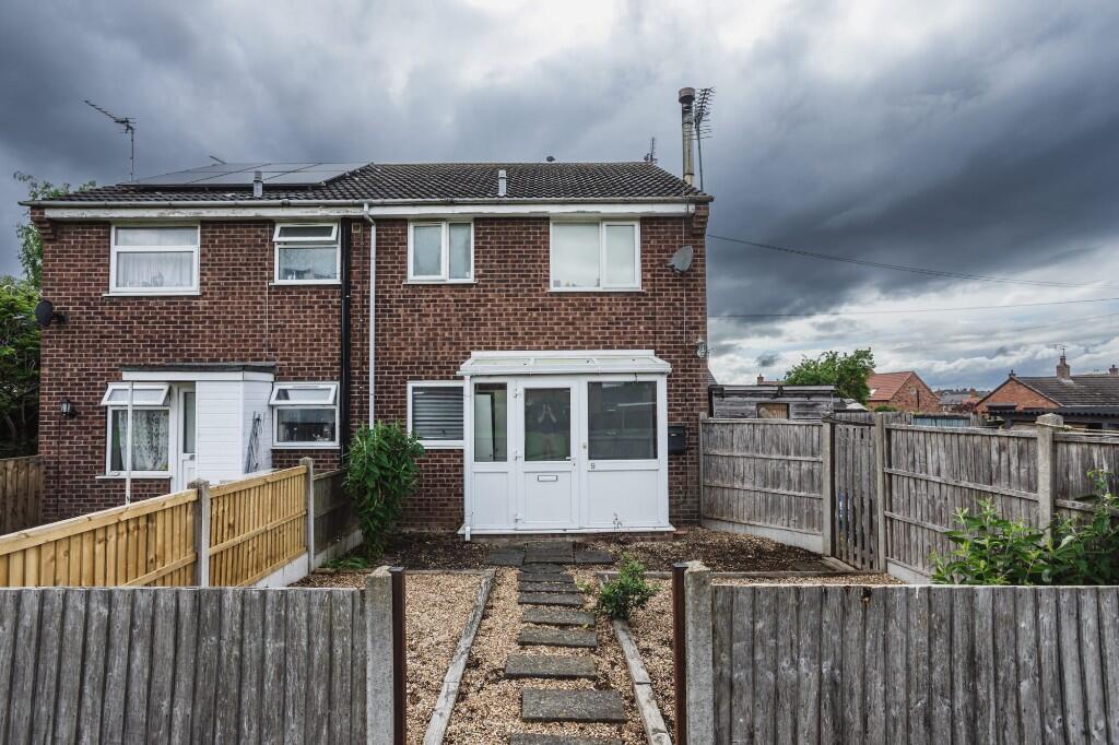 1-bed terraced on Ashworth Crescent, North Leverton DN22, £59,000