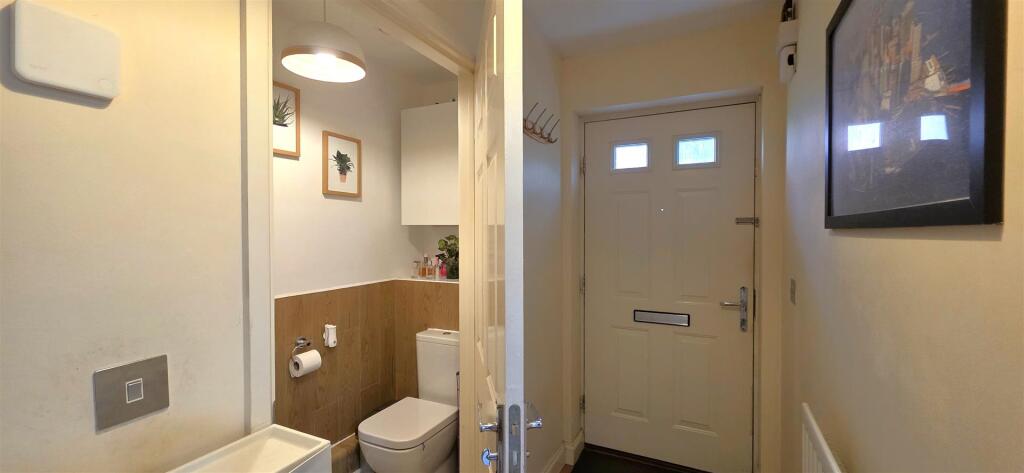 House in Devizes, Wiltshire - More