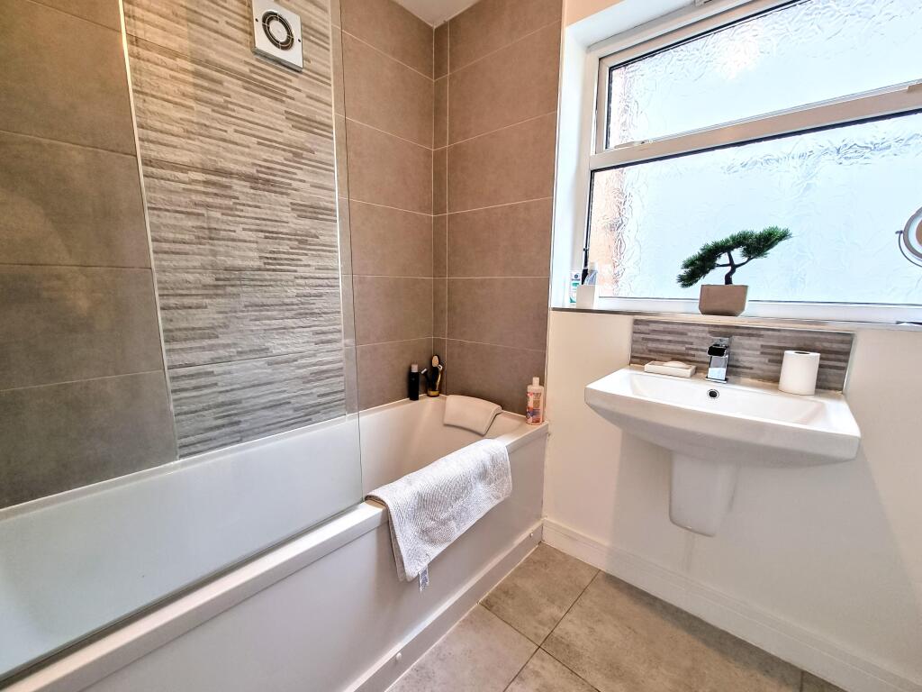 House in Cardiff - View 4