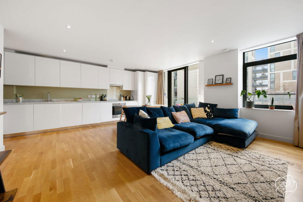 Main image of property: Titian Heights, Scarlet Close, Stratford, E20