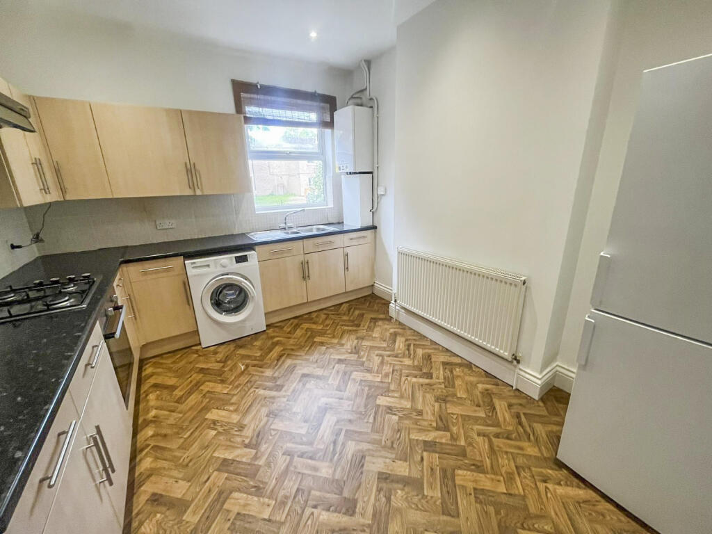 Main image of property: Mansfield Road, Carrington, Nottingham, NG5