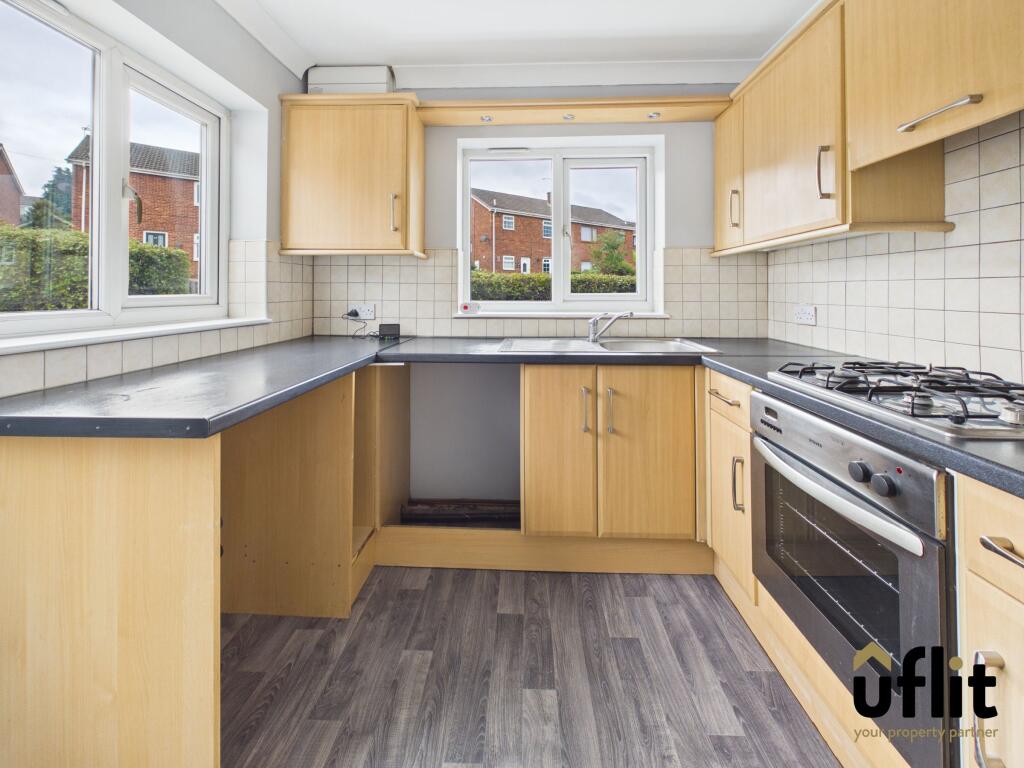 House in Rotherham, Brinsworth - View 2