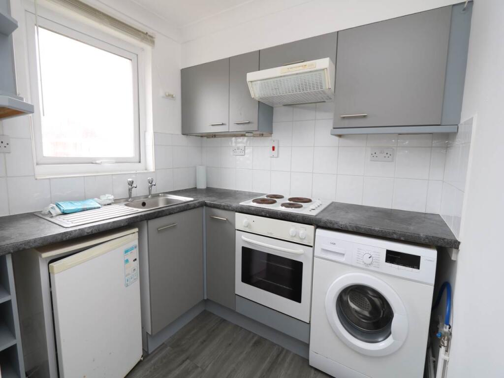 Main image of property: Meadowcroft, Rhoose, Vale of Glamorgan