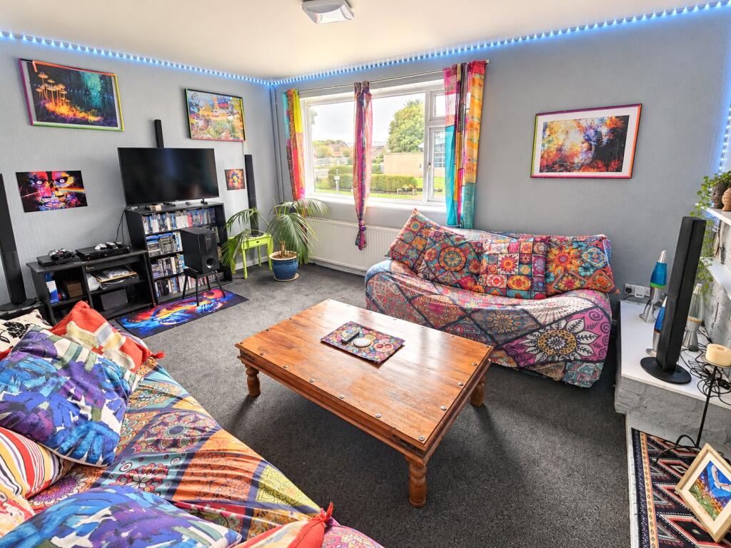 Pensby Road, Pensby, Wirral, CH61 photo 4