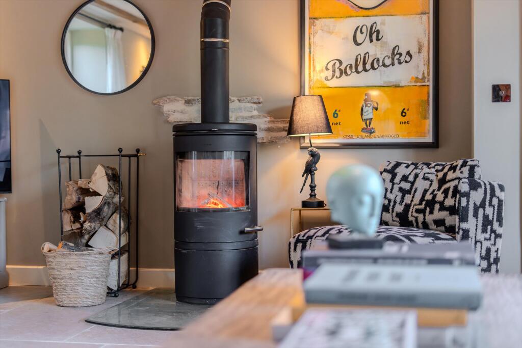 House in Wellow, Bath and North East Somerset - More