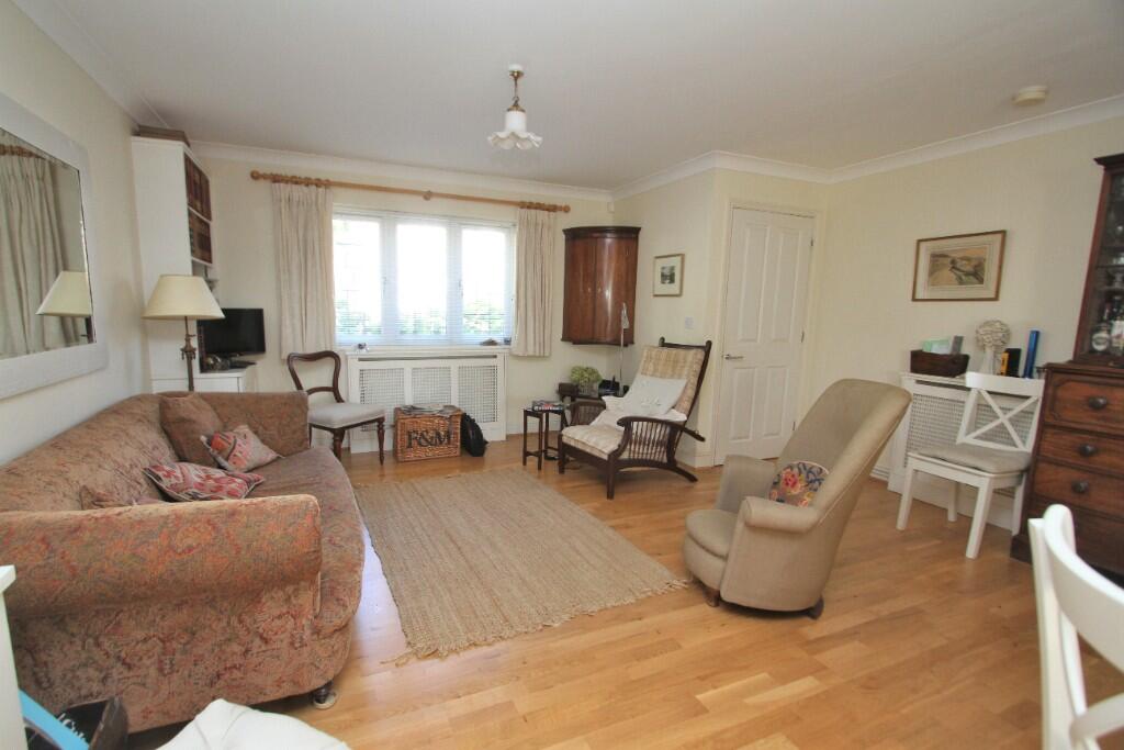 Gore Farm Close, East Dean  photo 4
