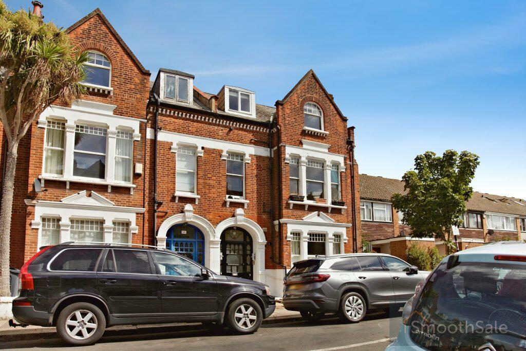 Apartment in London - View 2