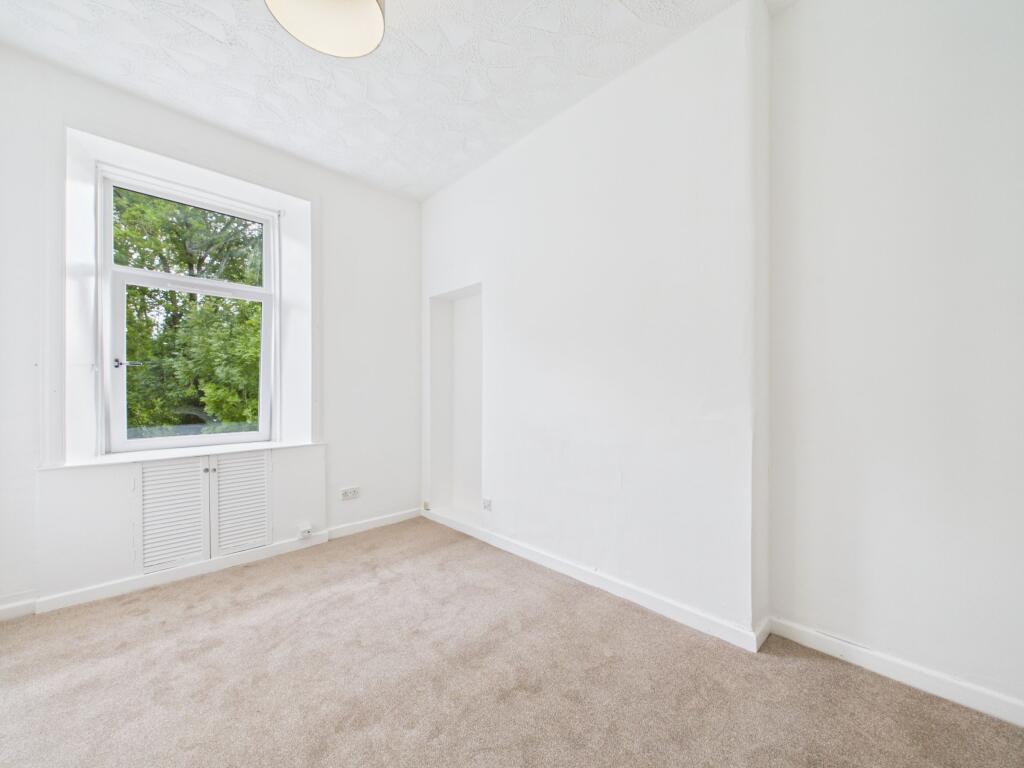 Apartment in Hamilton, Barncluith, Low Waters - More