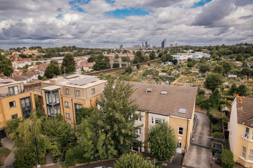 Main image of property: Broomhall Road, Barker Court, CR2