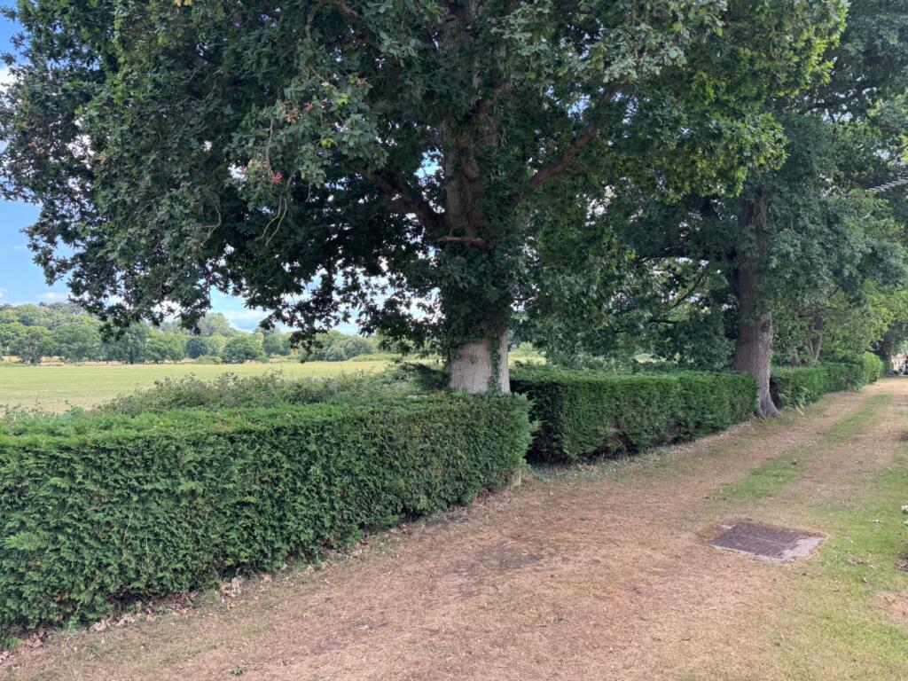 Church Farm Close, Dibden, Southampton, Hampshire, SO45 photo 2