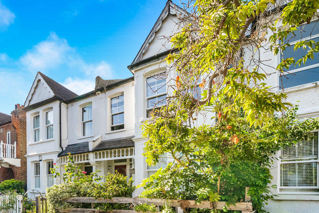 Main image of property: Clarendon Road, London