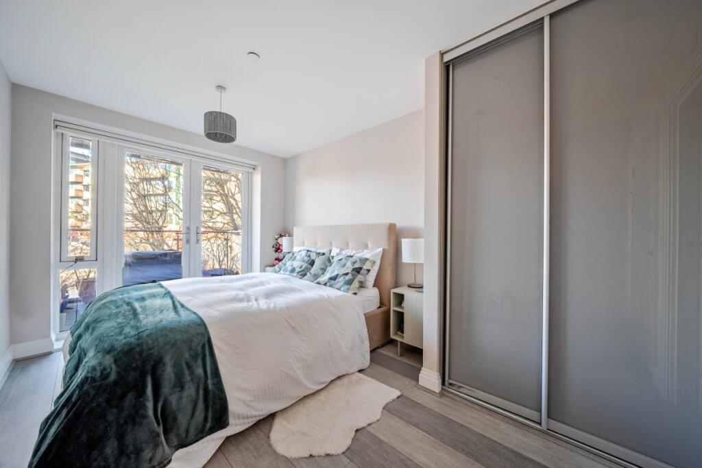 Main image of property: The Colonnade Maidenhead SL6