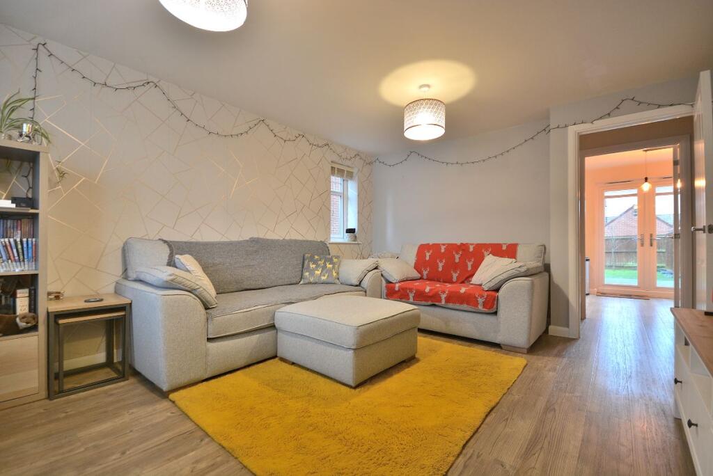 House in Ashfield, Beardall Fields, Hucknall - View 5