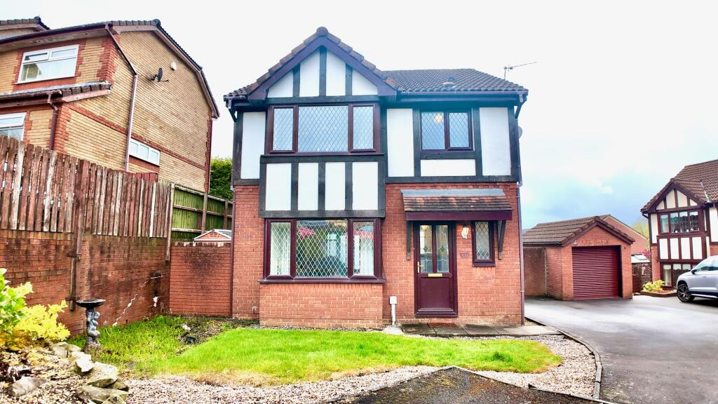 Main image of property: Bryn Derw, Blackwood, NP12