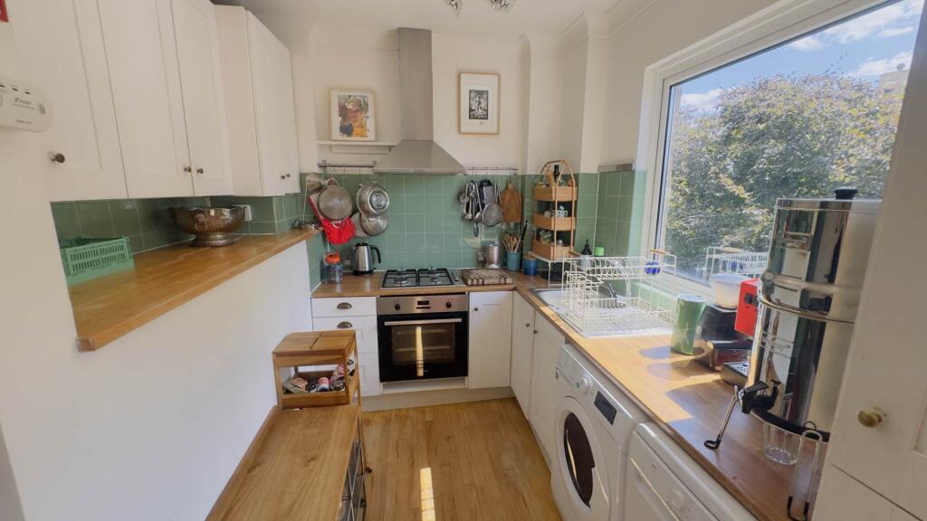 Apartment in London, Archway - View 4