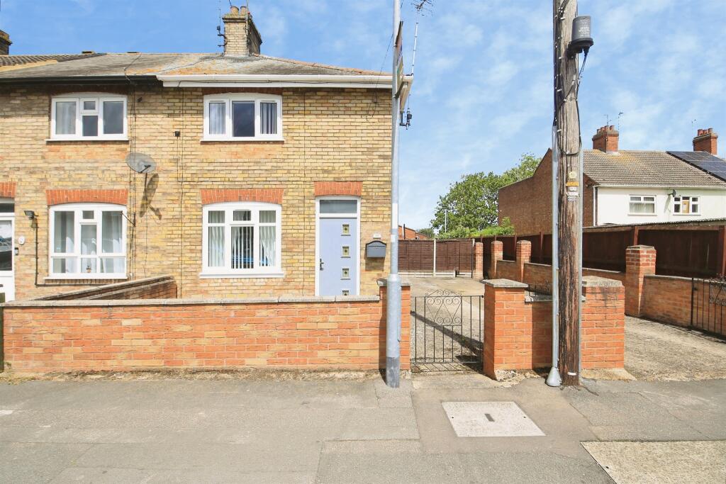 Main image of property: Chapel Street, Stanground, Peterborough
