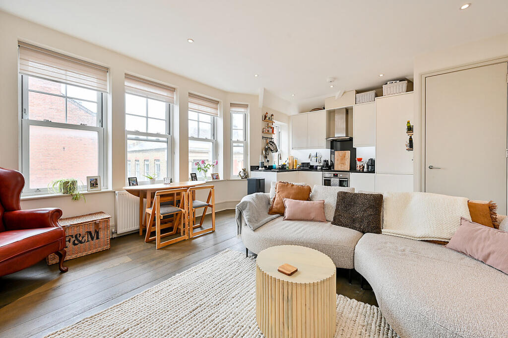 Main image of property: Twickenham, TW1, Twickenham, TW1