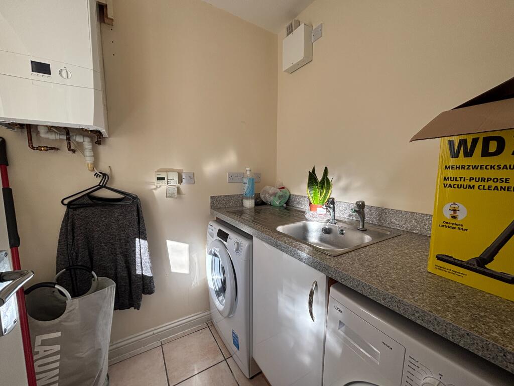 Carnoustie Drive, Lincoln, LN6 photo 4