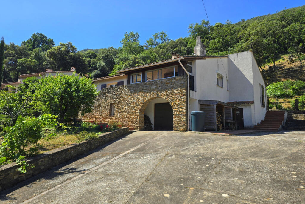 Main image of property: Languedoc-Roussillon, Pyrénées-Orientales, Sorède