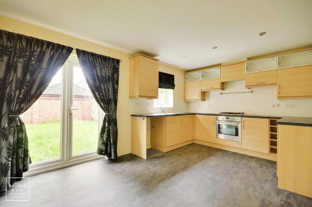 Brentwood Grove, Leigh, WN7 photo 3