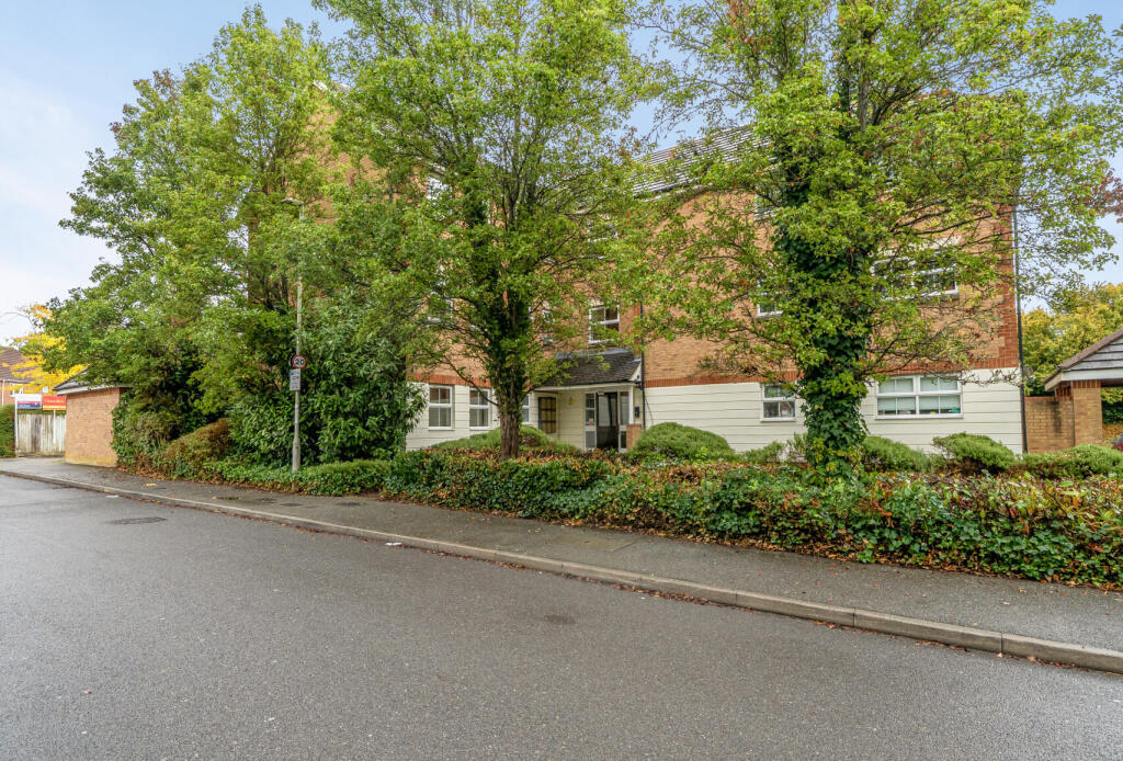 Main image of property: Awgar Stone Road, Headington, OXFORD, OX3