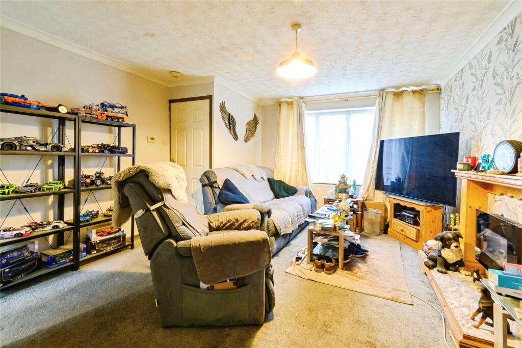 Halstead Walk, Bury, Greater Manchester, BL9 - View 4
