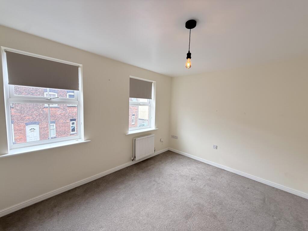 House in Nottingham - View 2