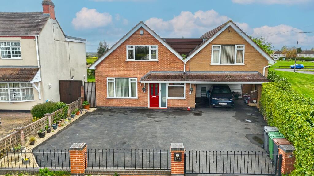 5-bed detached on Shilton Lane, Bulkington, CV12, £550,000
