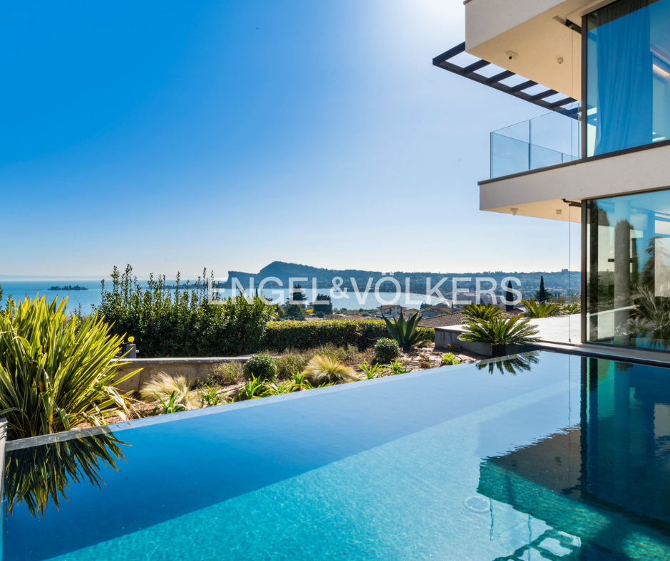 Main image of property: San Felice Del Benaco, Brescia, Lombardy