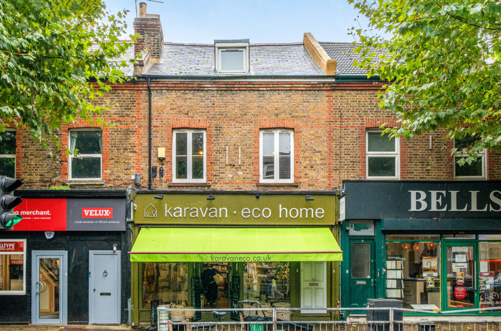 Main image of property: Lordship Lane, London, SE22 8