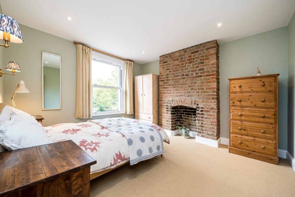 Apartment in London - View 5