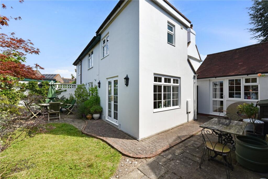 Crooked Lane, Birdham, Chichester, PO20 photo 2