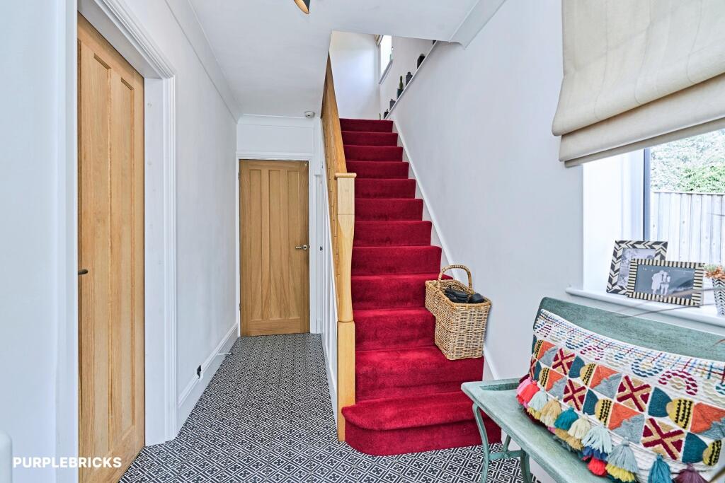 House in South Staffordshire, Wombourne - View 4