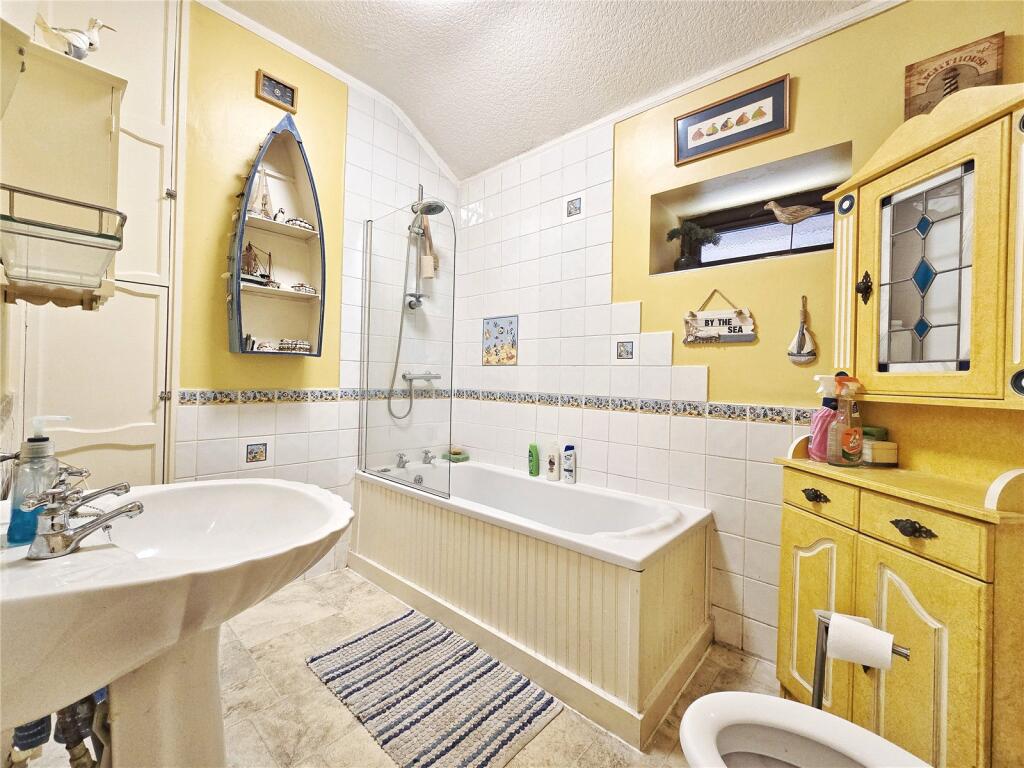 Additional image 8 of Ashlands Lodge, 24 Turnpike, Newchurch, Rossendale, BB4