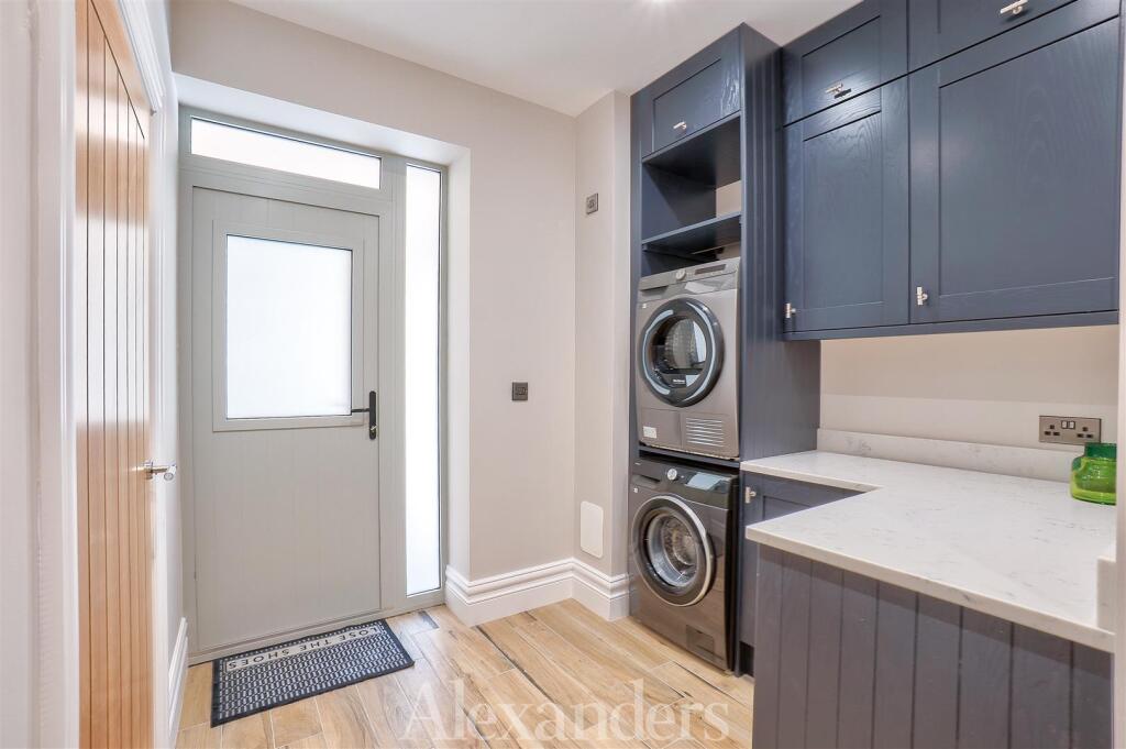 House in Leicester - View 5