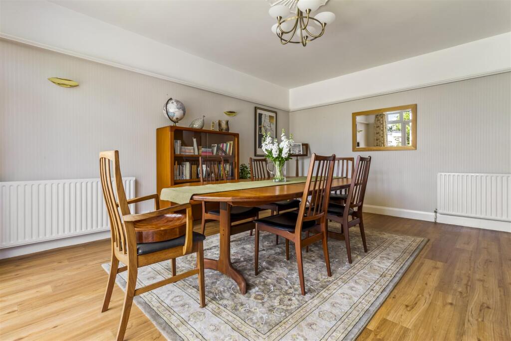 West Park Lane, Goring-By-Sea, Worthing - View 5