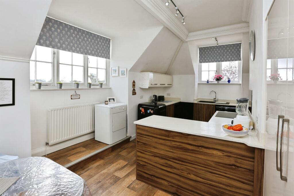 Apartment in Fareham, Heathfield - View 5