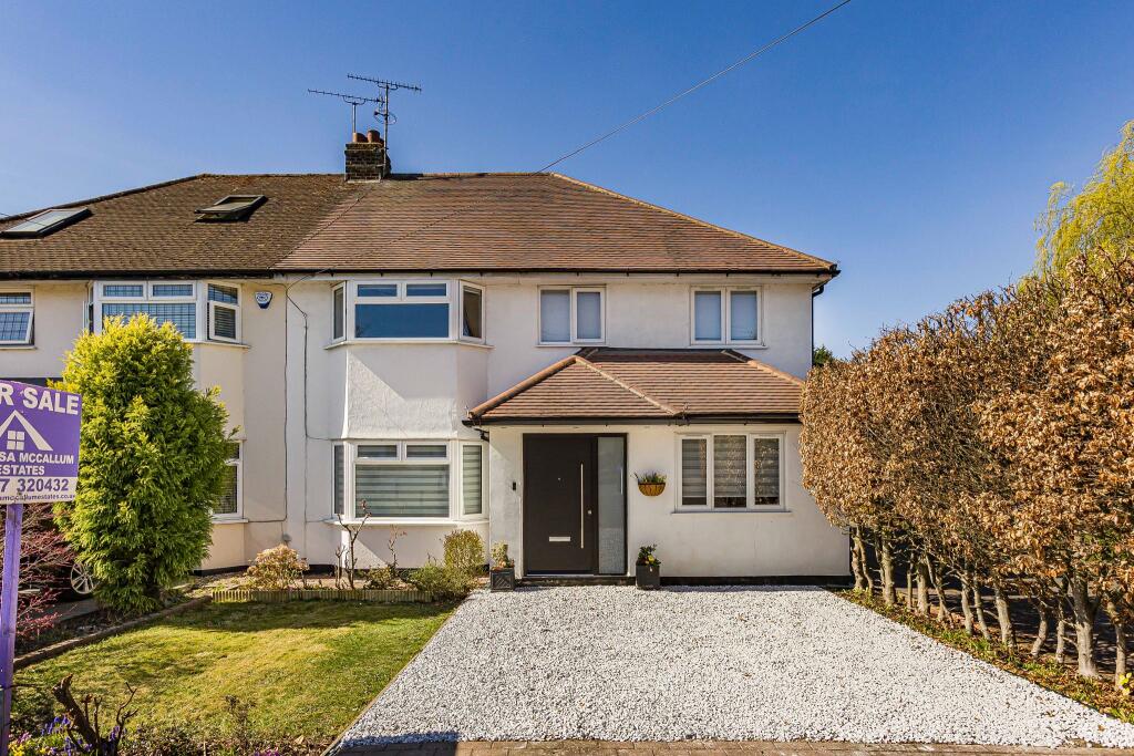 Peplins Way, Brookmans Park, AL9
