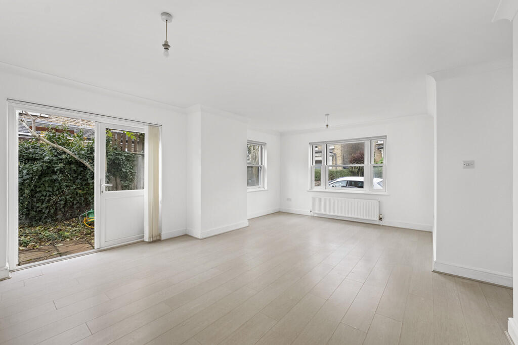 Rendlesham Road, London photo 3