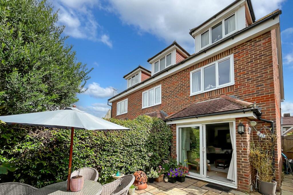 Sea Road, East Preston, Littlehampton, West Sussex - View 3