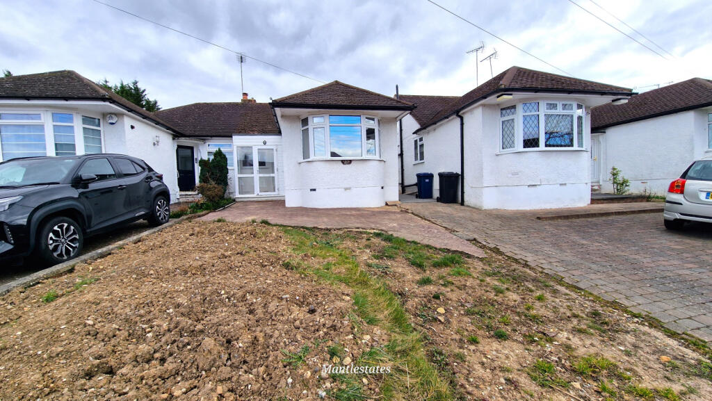 Main image of property: Derwent Avenue, East Barnet EN4
