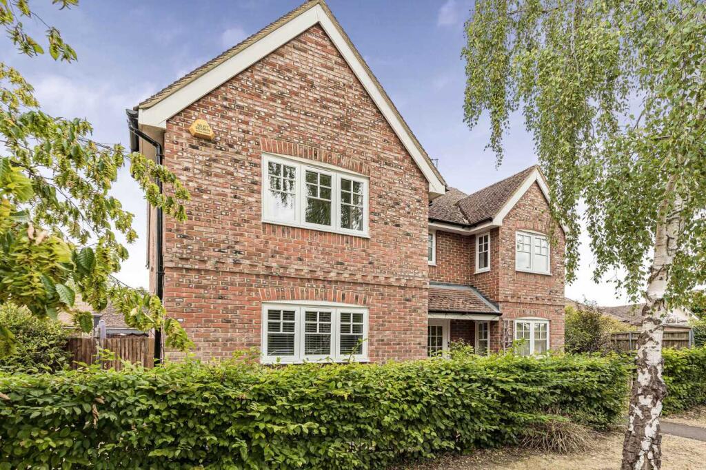 Main image of property: St Helens Avenue, Benson, Wallingford, Oxfordshire